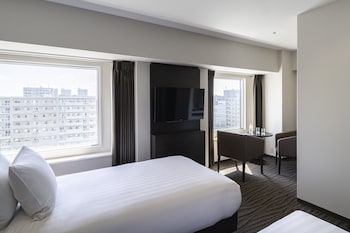 Standard Room, 2 Twin Beds (East Side)
