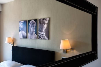 Executive Double Room (Temple of Zeus or Acropolis View)