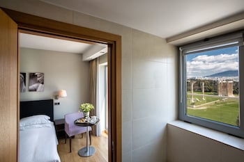 Executive Double Room (Temple of Zeus or Acropolis View)