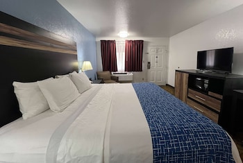Room, 1 King Bed, Accessible, Non Smoking