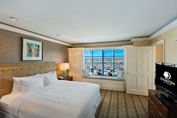 Presidential Suite, 1 King Bed, Marina View