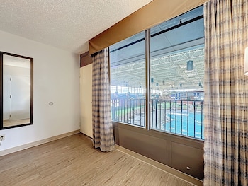 Exclusive Room, 1 King Bed