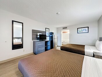 Standard Room, 2 Double Beds, Smoking