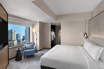 Suite, 1 King Bed, Club Lounge Access (Mizu)
