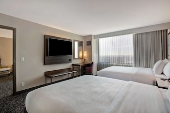 Suite, 2 Queen Beds