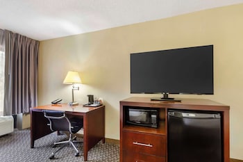 Standard Room, 2 Queen Beds, Non Smoking