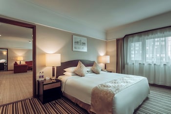 Suite, 1 Bedroom, Kitchen (Dining)
