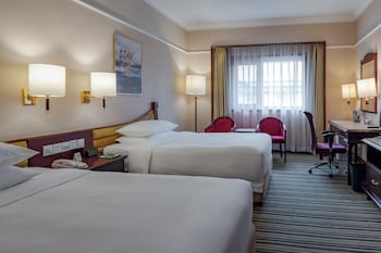 Standard Room, 2 Double Beds, Club Lounge Access