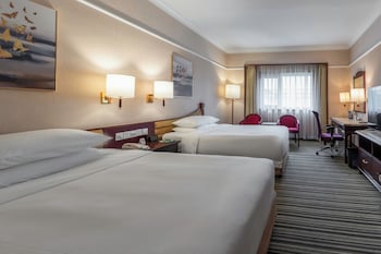 Standard Room, 2 Double Beds, Club Lounge Access
