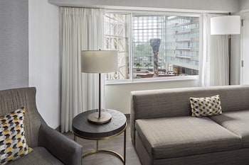 Deluxe Room, 1 King Bed