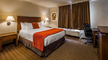 Standard Room, 1 Queen Bed, Non Smoking