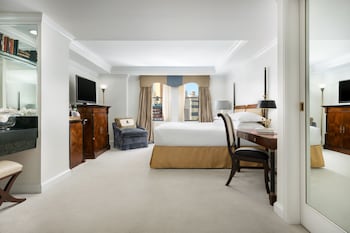 Executive Room, 1 King Bed