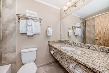 Room, 2 Queen Beds, Refrigerator & Microwave