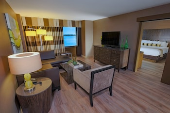 Suite, 1 King Bed, Non Smoking (Spa)