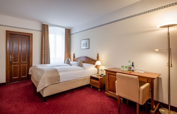 Classic Double Room