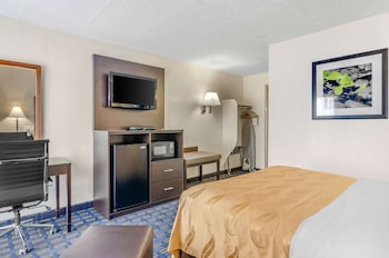 Room, 2 Queen Beds, Accessible, Non Smoking