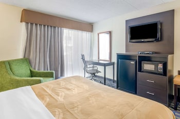 Standard Room, 1 Queen Bed, Non Smoking