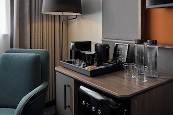 Premium Room, 1 King Bed