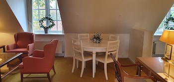 Junior Double Room