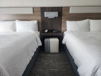 Standard Room, 2 Double Beds