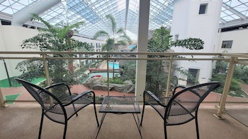 Standard Room, 2 Queen Beds, Non Smoking, Balcony (Atrium View)