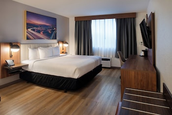 Room, 1 King Bed, Accessible, Non Smoking (Mobility Accessible)