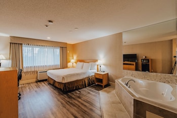 Suite, 1 King Bed, Non Smoking, Jetted Tub