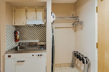 Suite, 2 Queen Beds, Non Smoking, Kitchenette