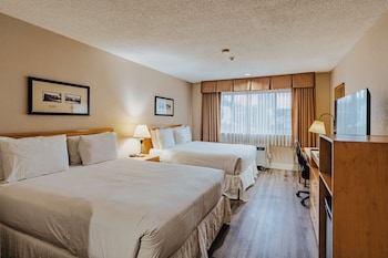 Suite, 2 Queen Beds, Non Smoking, Kitchenette