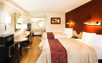 Deluxe Room, 2 Double Beds, Non Smoking