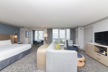 Suite, 1 King Bed
