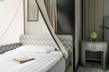 Tower Wing, Deluxe Room, 1 King Bed