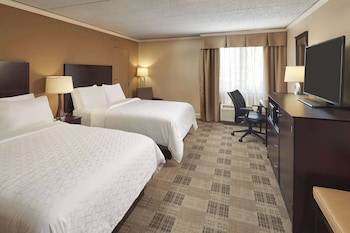 Room, 2 Queen Beds, Non Smoking