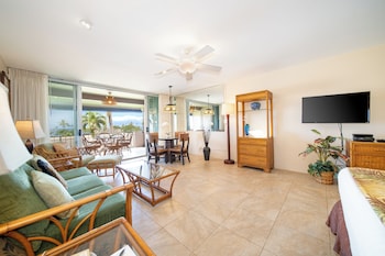 Studio, Partial Ocean View (Unit K208)