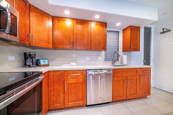 Condo, 1 Bedroom, Partial Ocean View (Unit H206 ,1Bath)