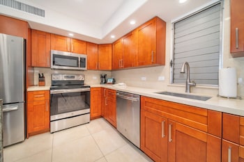 Condo, 1 Bedroom, Partial Ocean View (Unit H206 ,1Bath)