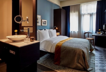 Classic Room, 1 Queen Bed