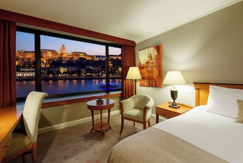 Classic Room, 1 Queen Bed, River View