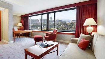 Grand Suite (Castle)