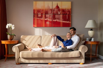 Premium Room, 1 King Bed with Sofa bed, River View (Sofa)