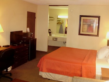 Deluxe Room, 1 Queen Bed