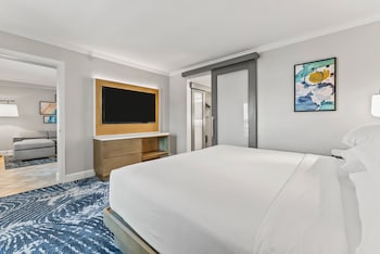 Suite, 1 Bedroom, Kitchen (Dining)