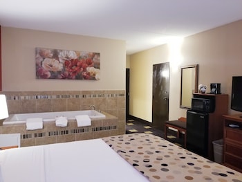 Deluxe Studio Suite, 1 King Bed, Non Smoking
