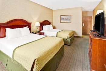 Standard Room, 2 Queen Beds, Non Smoking