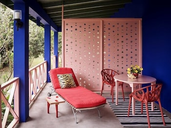 Deluxe Room (Hillside Room )