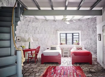 Honeymoon Suite (Sugar Mill)
