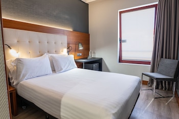 Deluxe Double Room Single Use