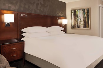 Room, 1 King Bed (High Floor)