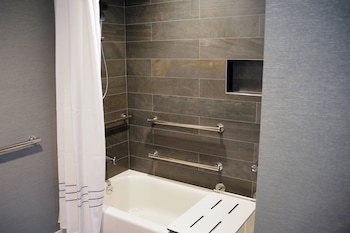 Room, 1 King Bed (Mobility Accessible, Tub)