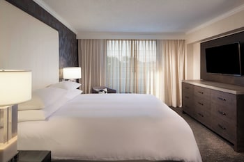 Suite, 1 Bedroom, Balcony